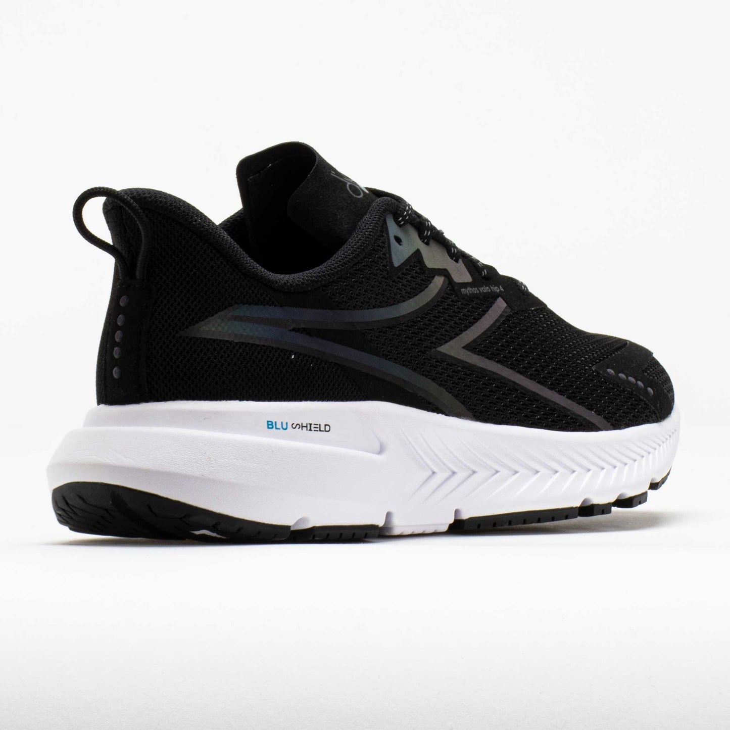 Diadora Mythos Blushield Volo 4 Hip Men's  Black/White